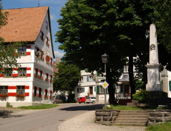 Heimatmuseum und Denkmal